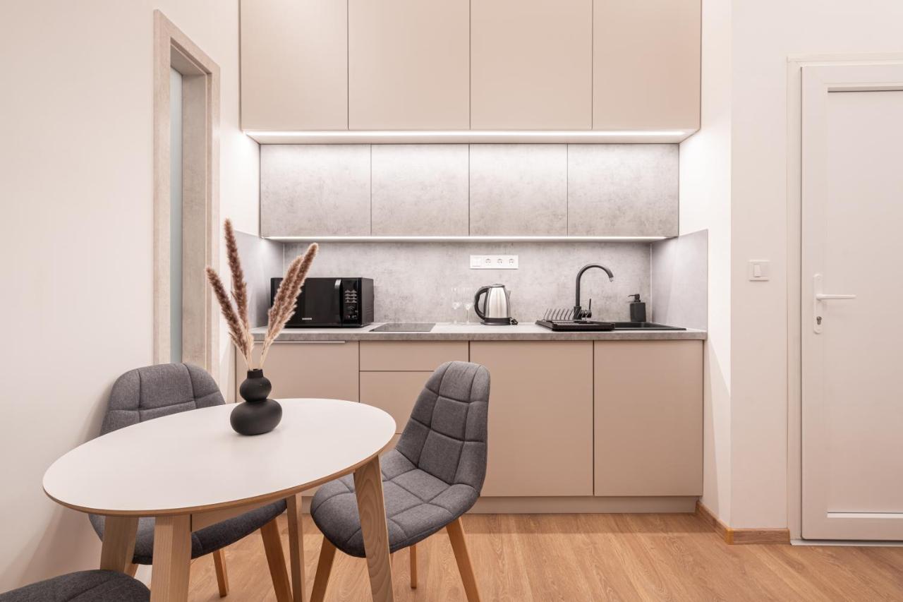 Kl31 - Central Residence - Klauzal Square By Bqa Boedapest Buitenkant foto
