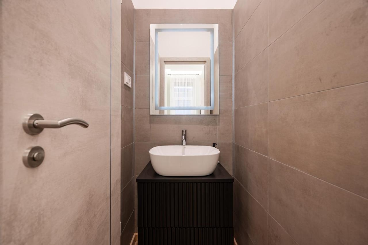 Kl31 - Central Residence - Klauzal Square By Bqa Boedapest Buitenkant foto